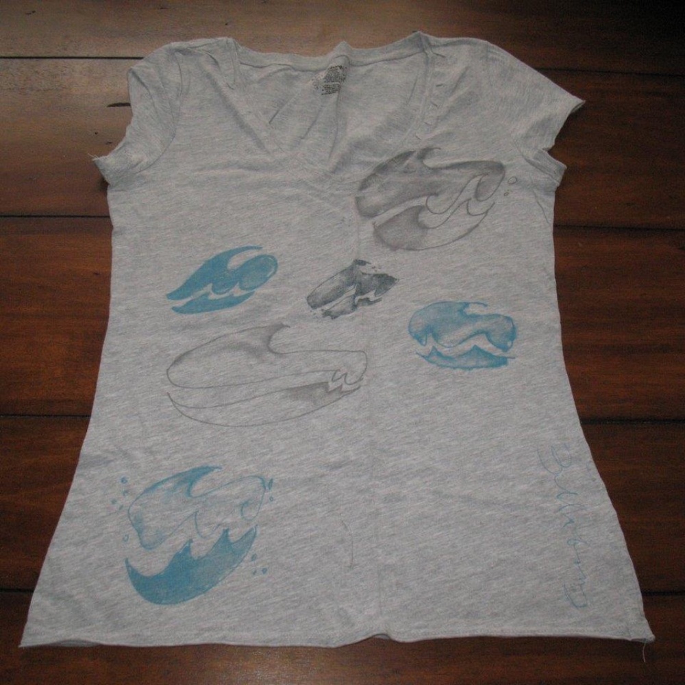Billabong V Neck T-Shirt Logo Graphic Gray Med B4